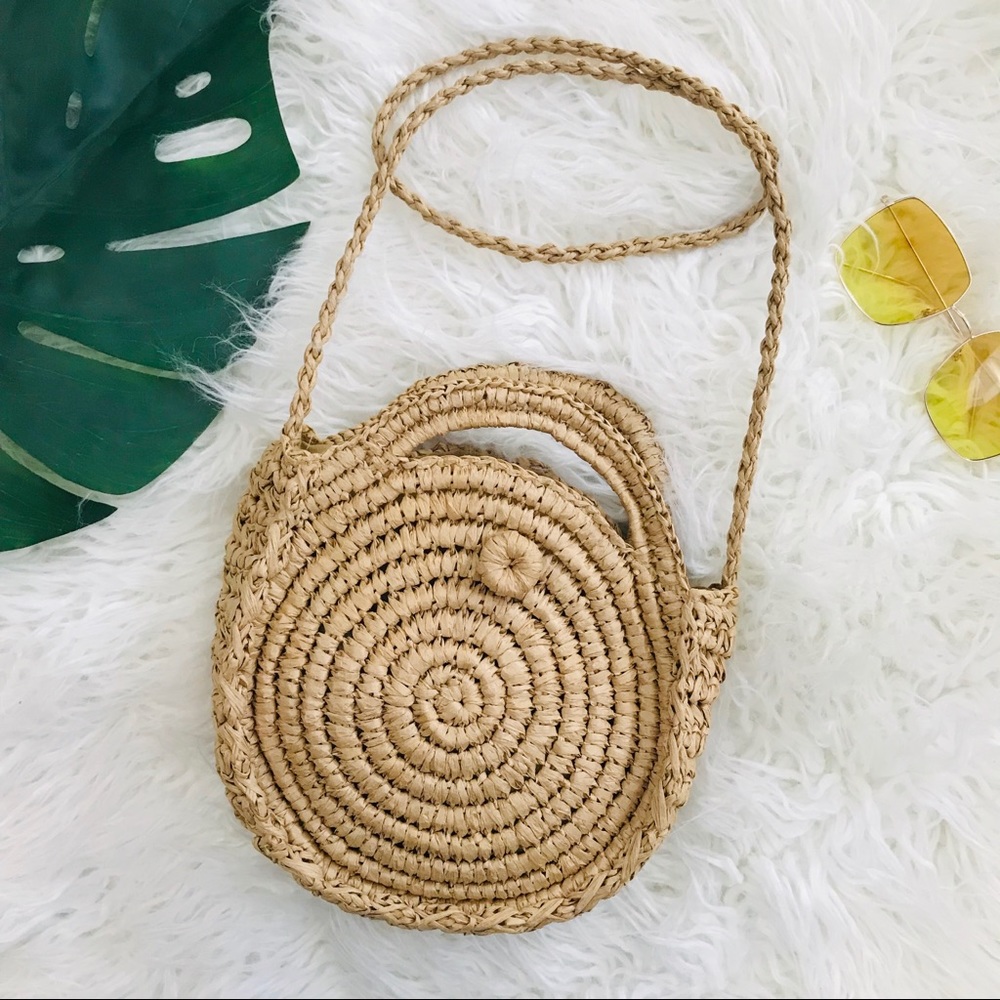 Handwoven Straw Round Crossbody